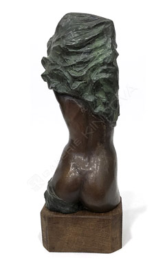 Torzo na dev (bronz, devn podstavec, vka 25 cm)