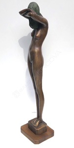 Zem III (bronz, vka 56 cm)